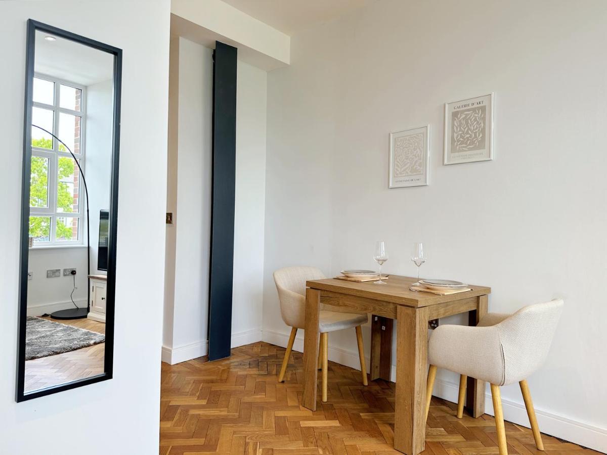 The Tailor'S Lounge - Central Flat Ripon & Parking Bagian luar foto